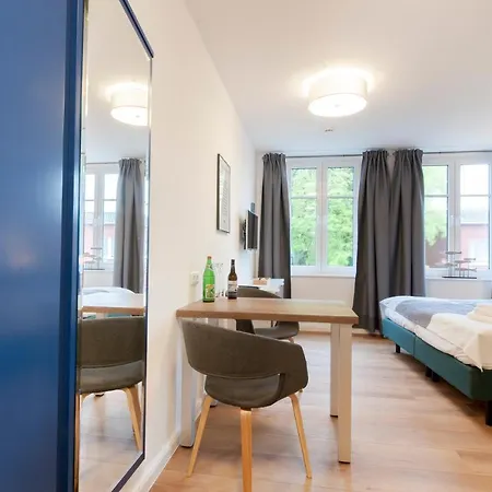 Inselquartett - Appartements Inkl Waeschepaket - Naehe Aok-Klinik Wiek auf Ruegen Exterior photo